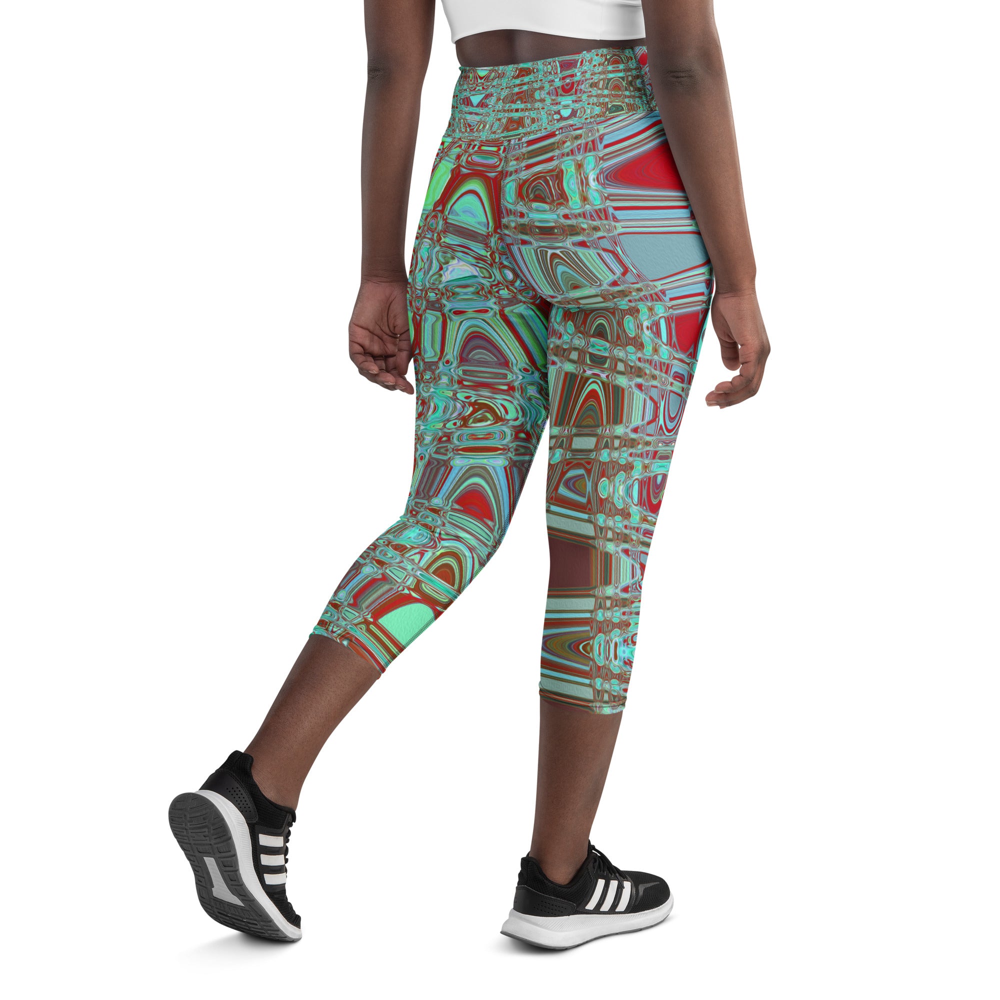 Capri Yoga Leggings | Cool Abstract Blue and Red Retro Zigzag Waves