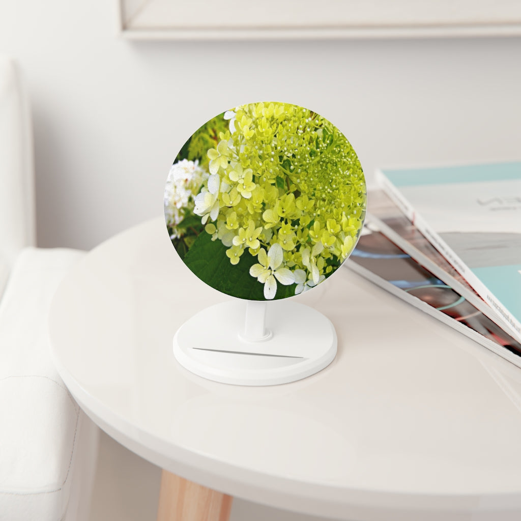 Induction Charger, Elegant Chartreuse Green Limelight Hydrangea