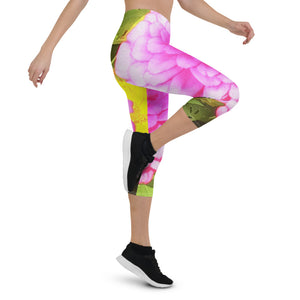 Capri Leggings for Women, Pretty Round Pink Zinnia in the Summer Garden