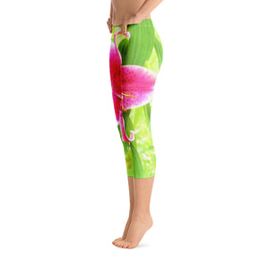 Capri Leggings for Women, Pretty Deep Pink Stargazer Lily on Lime Green